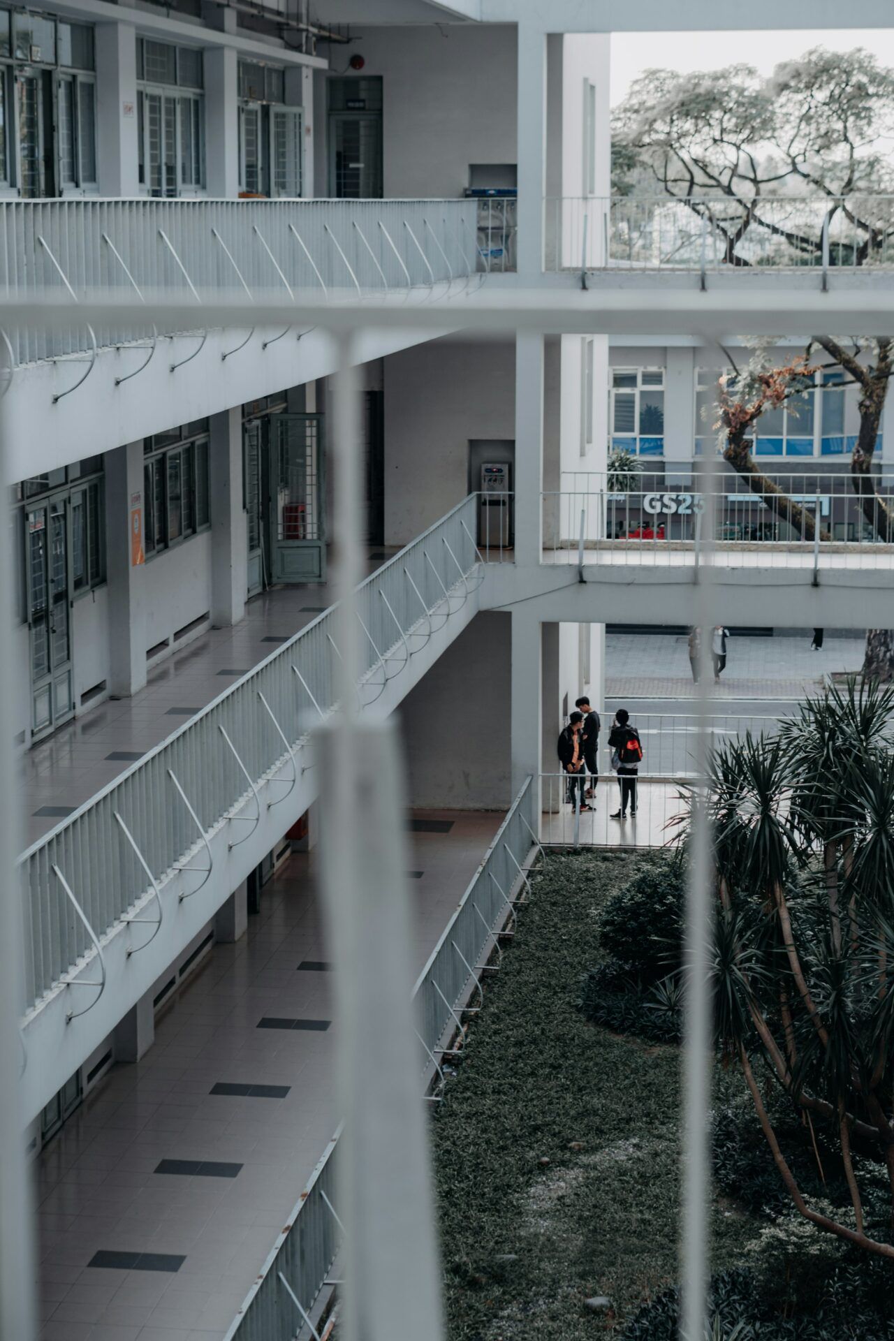 Campus de escuela internacional moderna