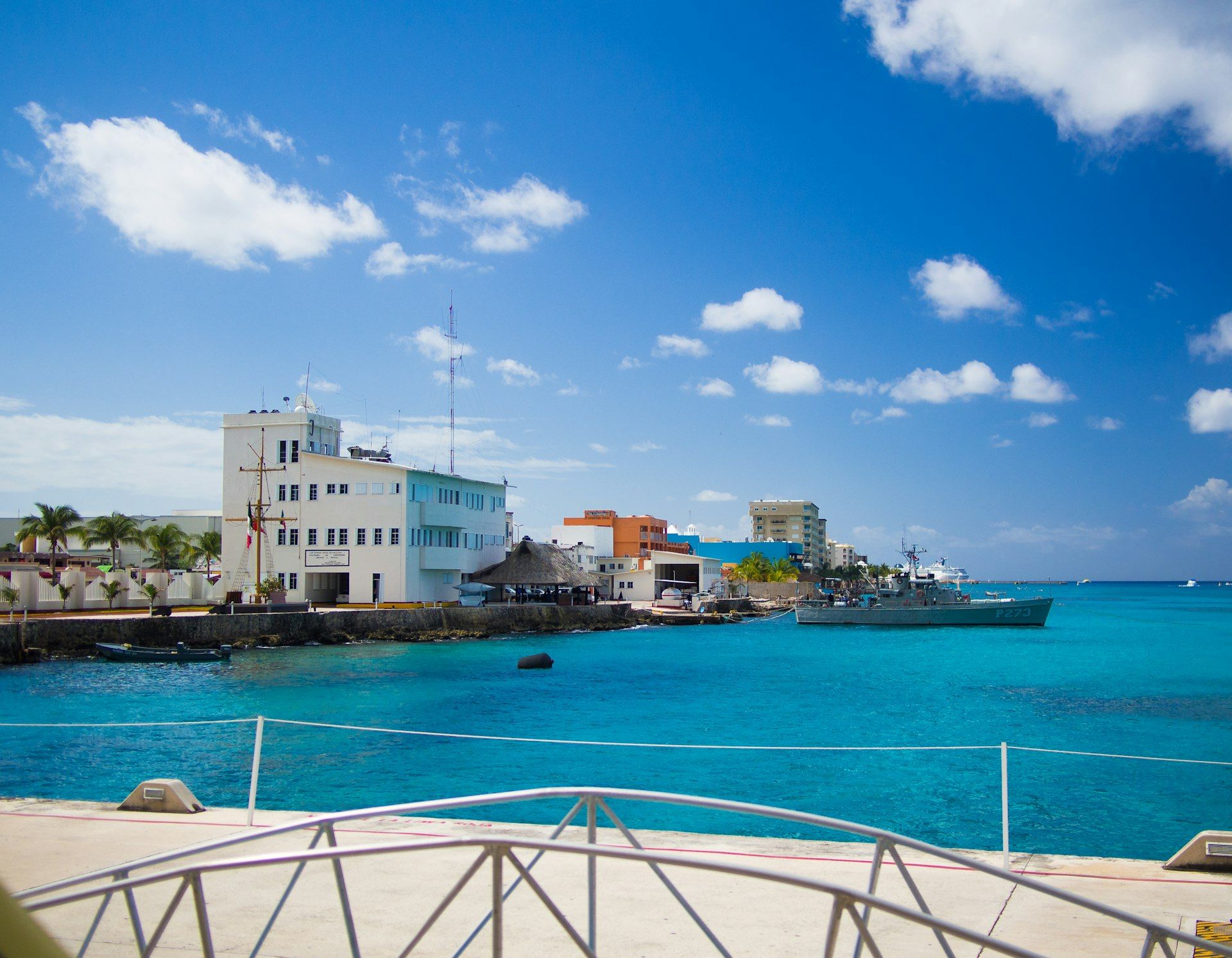 Marina de Puerto Aventuras en la Riviera Maya