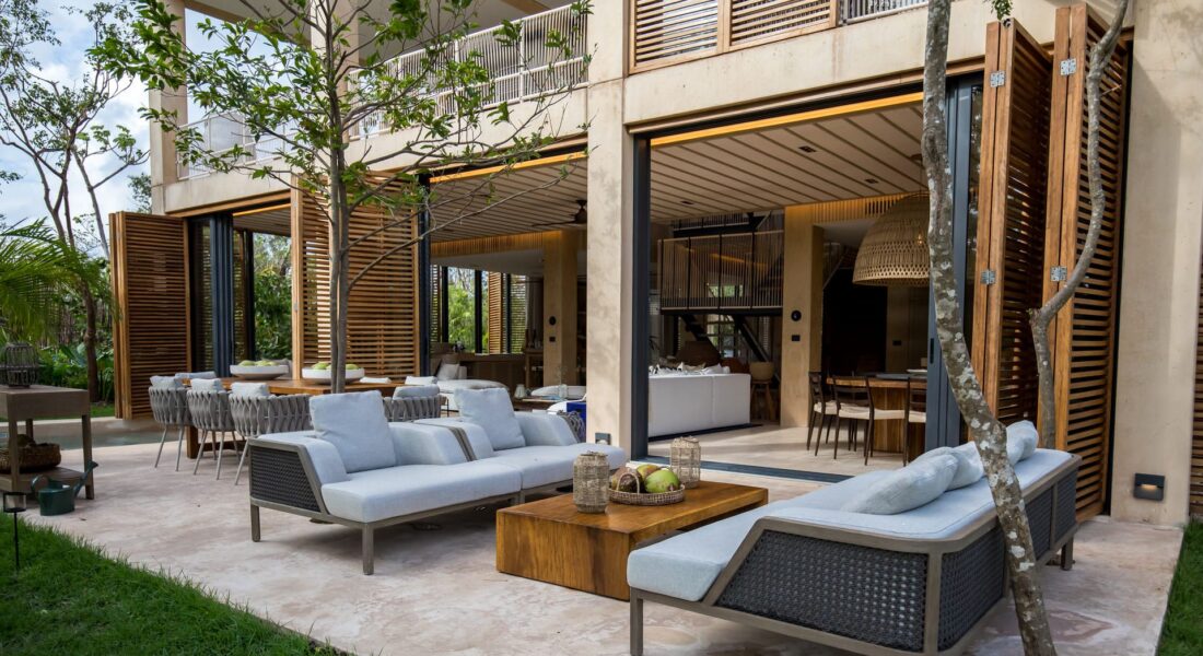 area lounge exterior