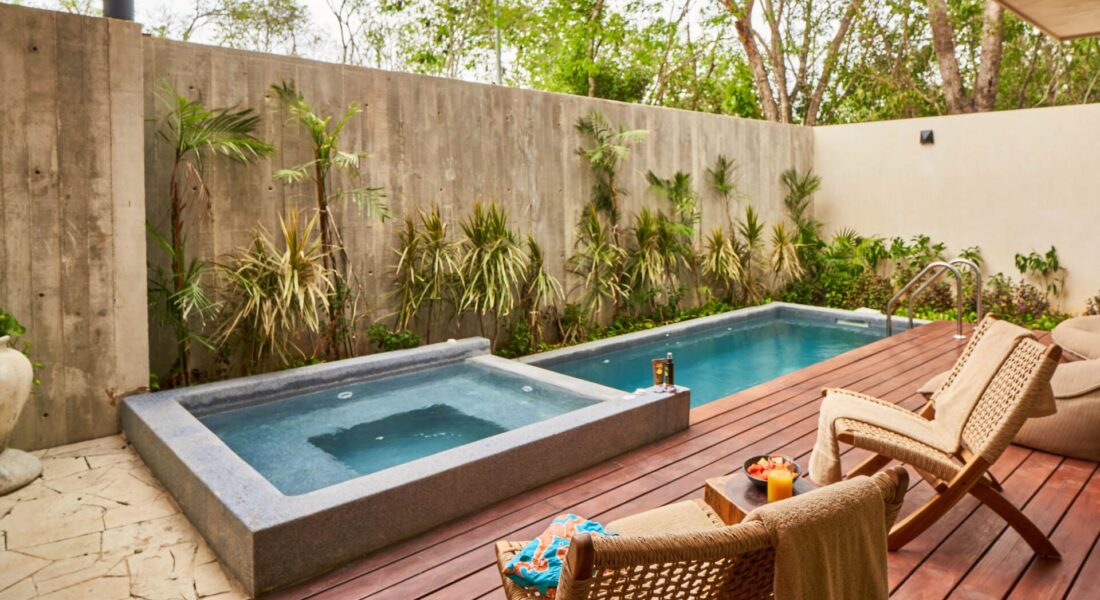 aru-aldea-zam-garden-alberca-jacuzzi