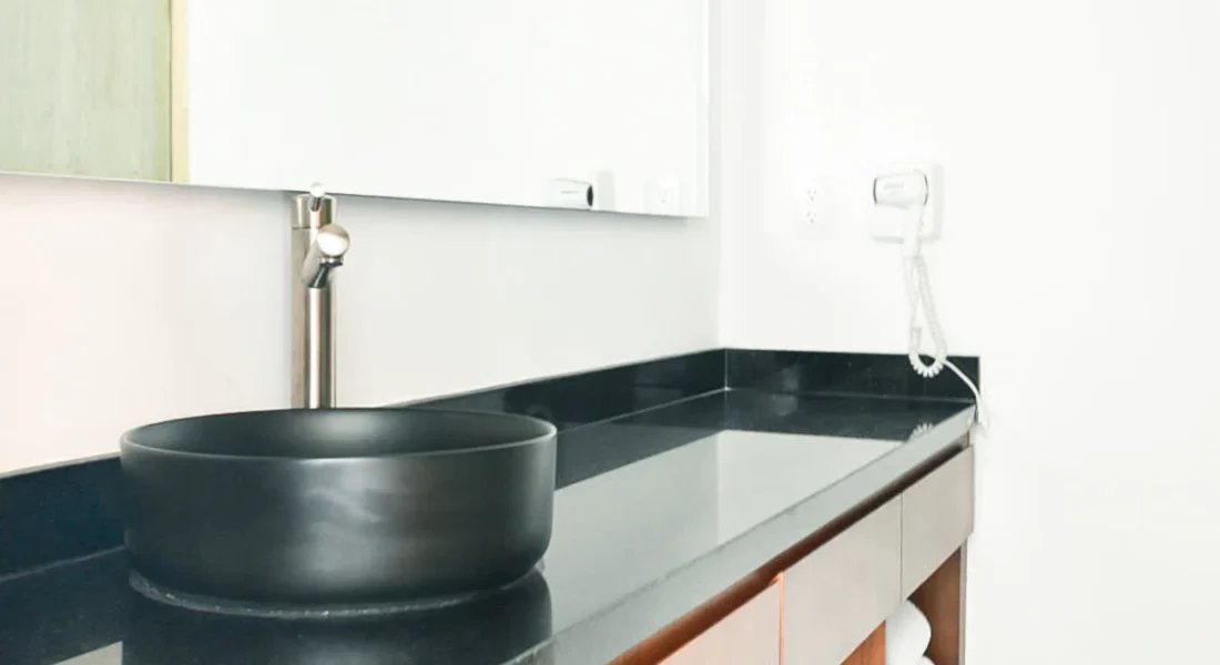 bathroom-loft-mistiq-gardens-tulum