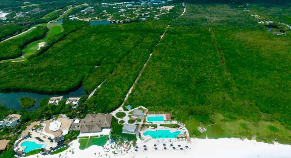 beach-club-mayakoba