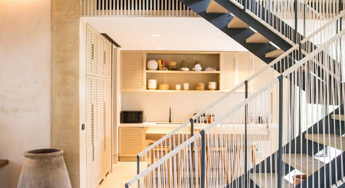 escaleras y cocina