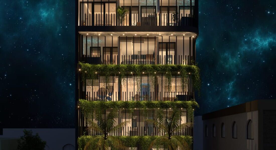 fachada-de-noche-corazon-de-playa