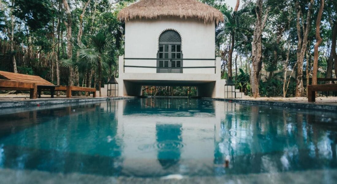 moroccan-hotel-tulum-alberca-1