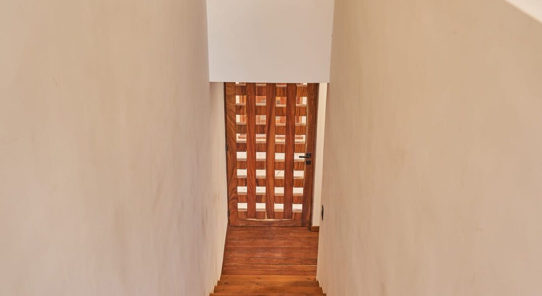 pasillo-escaleras