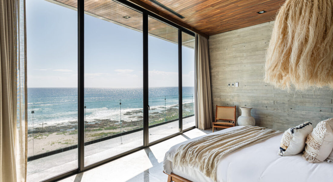 recamara-frente-al-mar-casa-lola-tankah-tulum