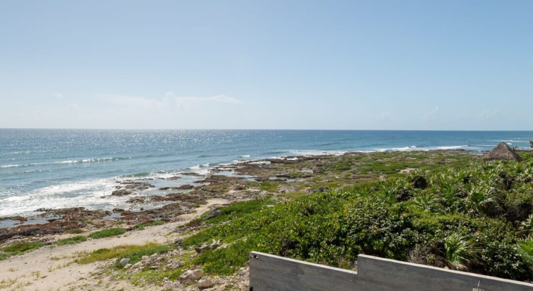 vista-mar-casa-lola-tankah-tulum