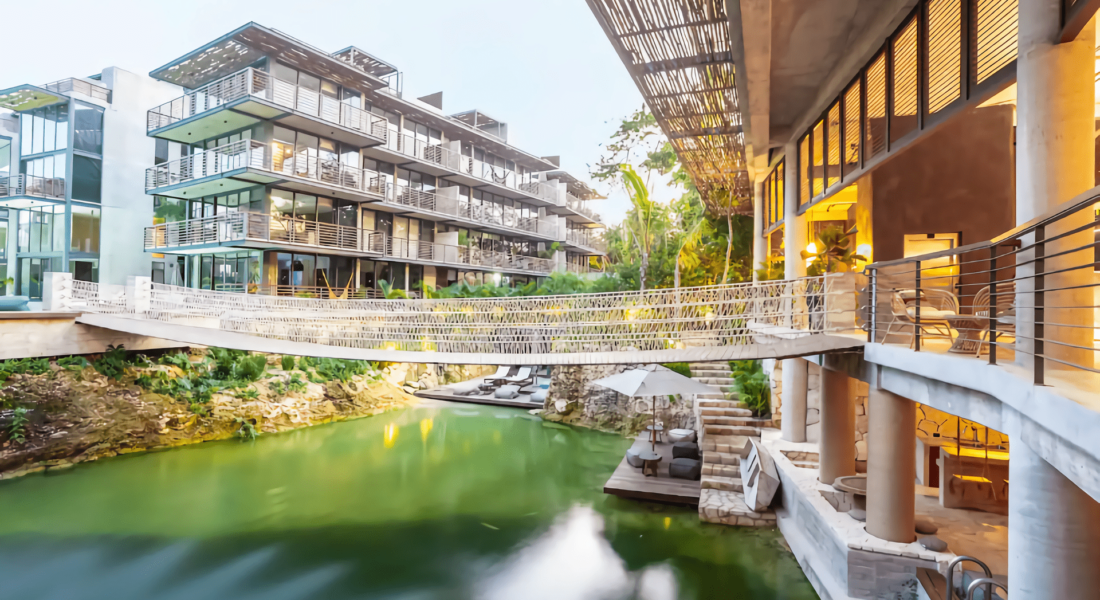 vista-xalet-residencias-de-lujo-con-cenote-natural-en-tulum